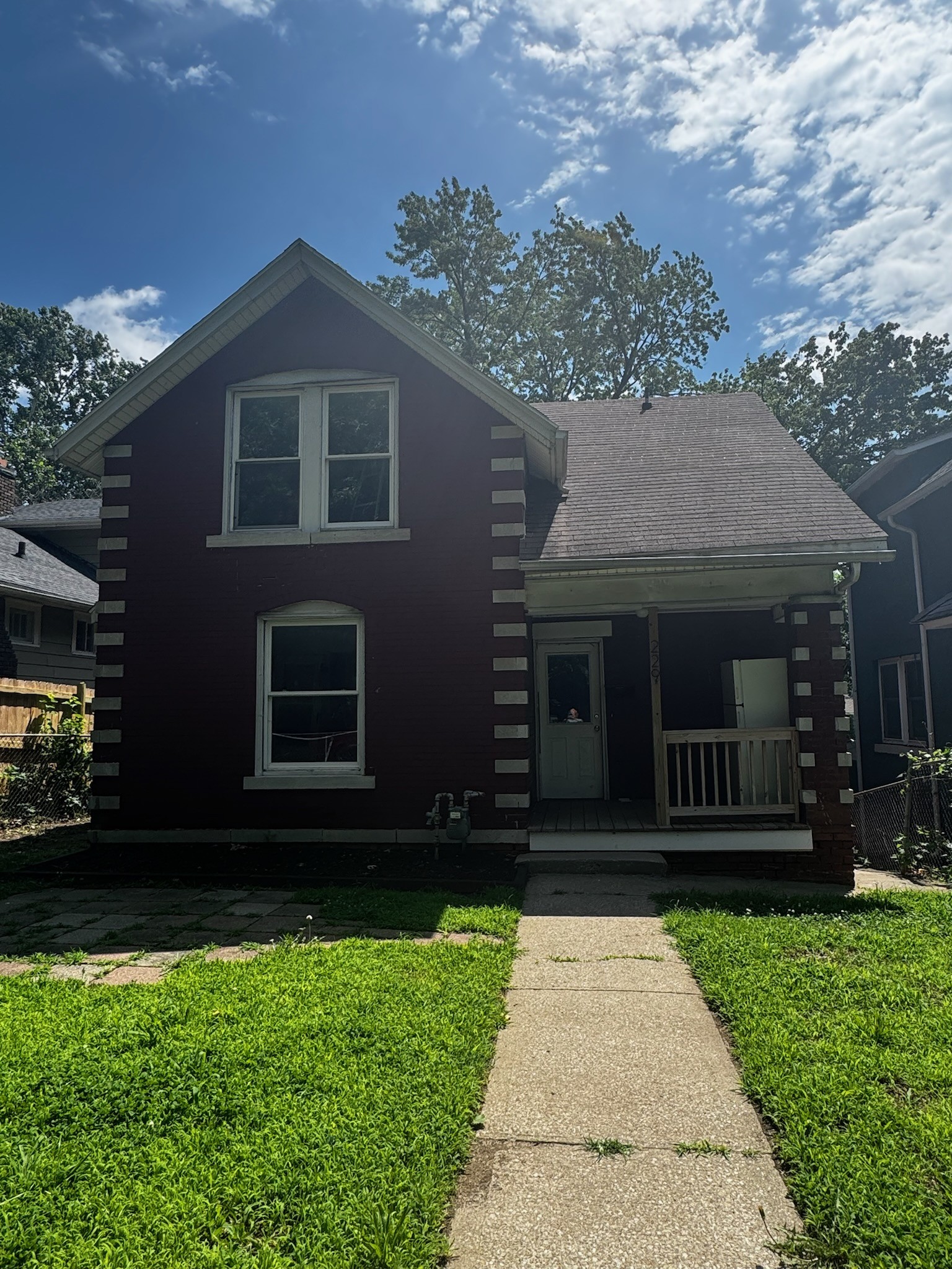 Property main image